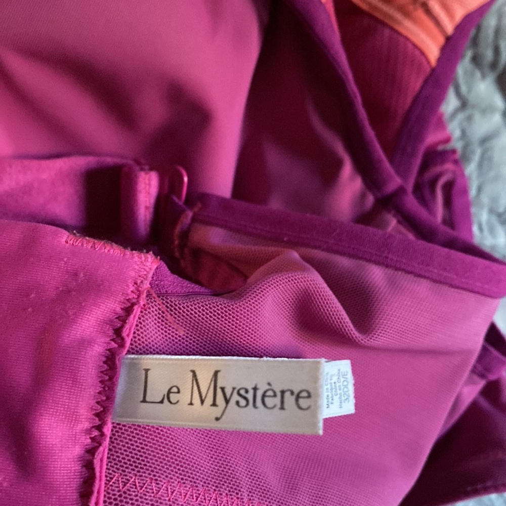 Le Mystere pink sports bra 32 DD/E - Picture 2 of 3